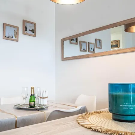 Pastelle With Own Parking Place Apartment