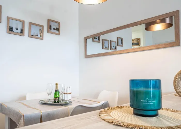 Pastelle With Own Parking Place Appartement